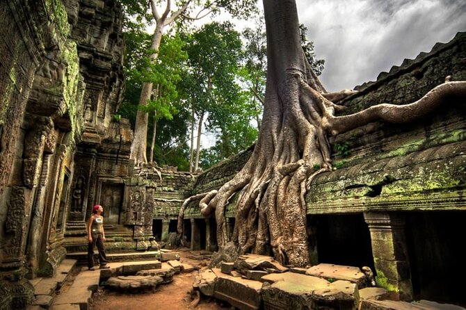 Day trip Phnom Penh to Siem Reap & Return back - Bayon and the faces of Angkor Thom