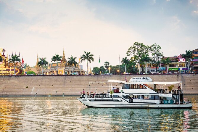 Dinner 4-course Mekong River cruise with Kanika Boat - Key points to know before you book