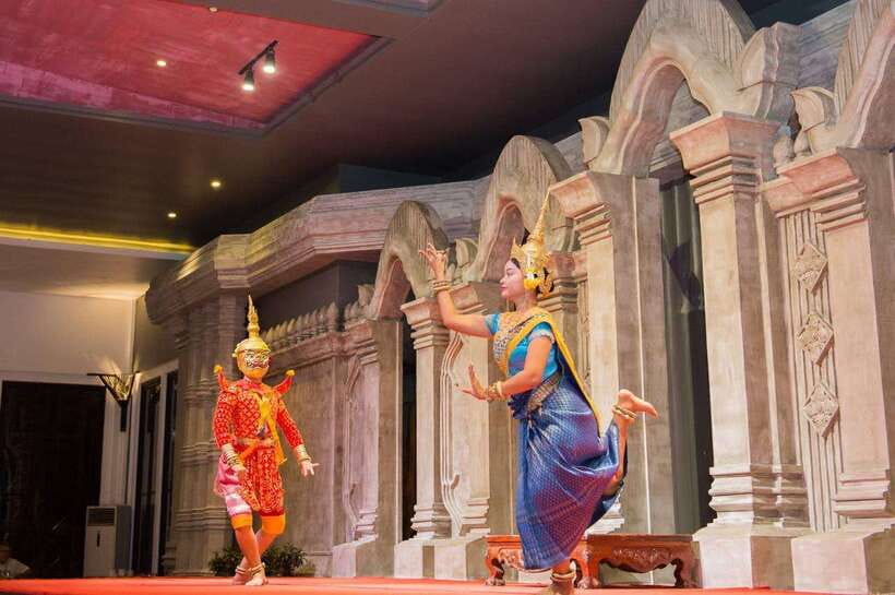 Dinner Show Apsara Dance, Pickup round trip included - Practical tips for a smoother night
