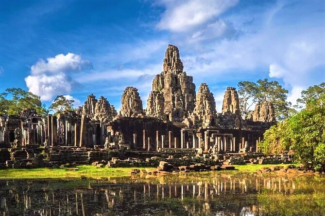 Discover Cambodia 8 Days from Siem Reap to Koh Trong -Phnom Penh - Day 3: Tonle Sap, village life, and local craft