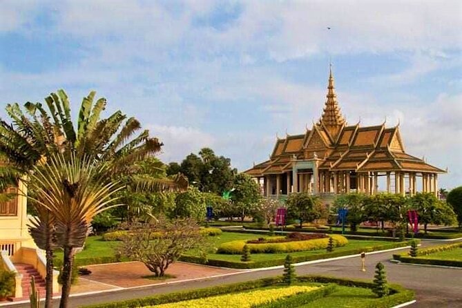Discover Cambodia 8 Days from Siem Reap to Koh Trong -Phnom Penh - Day 4: The long road to Koh Trong and Kratie
