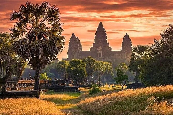 Discover Cambodia 8 Days from Siem Reap to Koh Trong -Phnom Penh - Day 5: Cycling Koh Trong and looking for Mekong dolphins