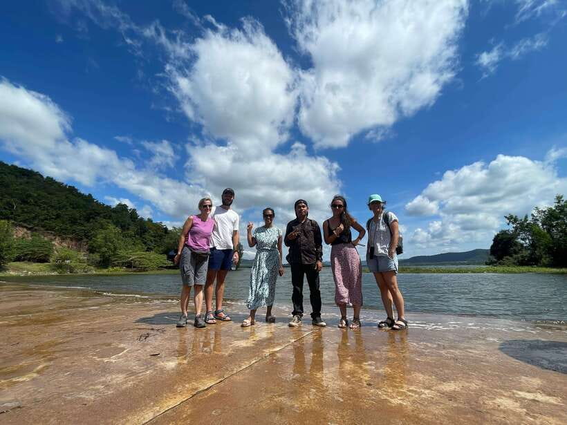 Discover kampot country side full day tour; kep crab market - What Vandy adds to the day