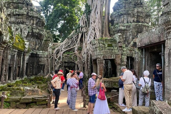 Exclusive Angkor temples and Small group temples tours - The guide, driver, and photo help