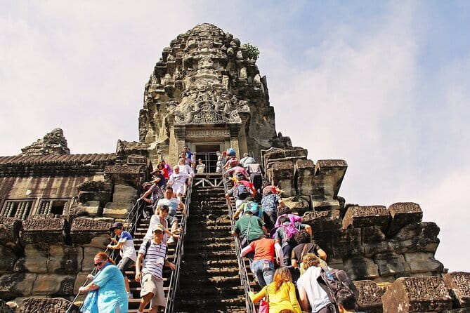 Exclusive Angkor temples and Small group temples tours - Angkor Thom and the royal center