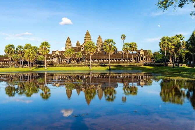 Explore Angkor Sunrise Spectacle a Full Day Temples Tour - Inside Angkor Wat, allow time beyond the postcard view