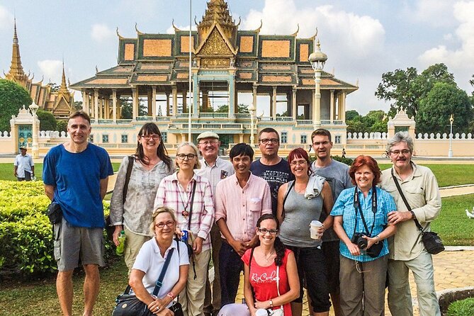 Exploring the Ancient Wonders of Angkor Wat with sunset backheng - A quieter pause at Banteay Kdei