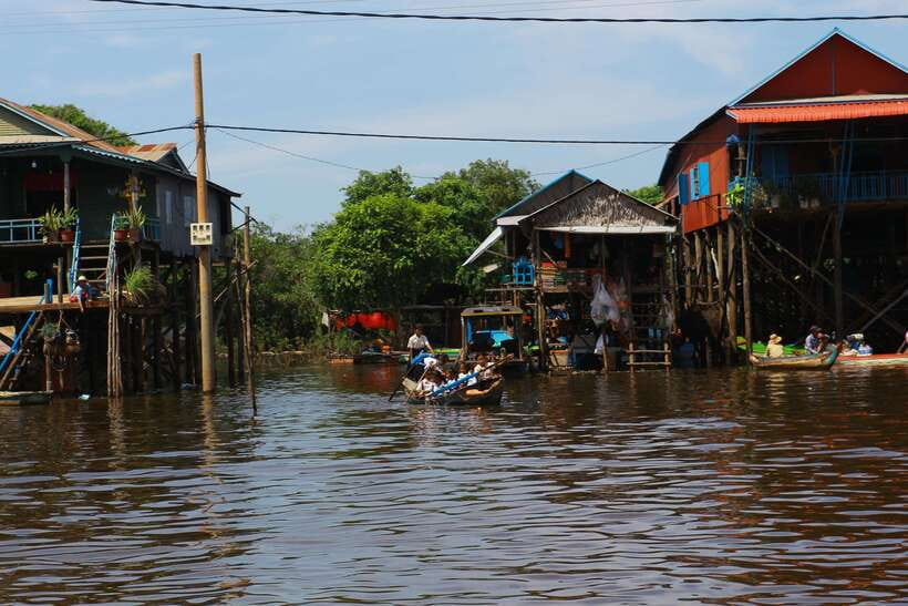 Exploring the Enchanting Kampong Phluk Floating Village - Why Kampong Phluk feels unlike Siem Reap