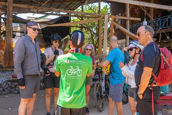 Floating Village Bike & Boat Sunset / E-Bike Available - Two hours through Chreav’s country lanes