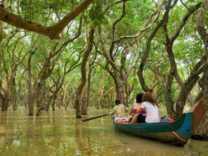 Floating Village-Mangroves Forest Tonle Sap Lake Boat Tour - The first boat ride into Kampong Phluk