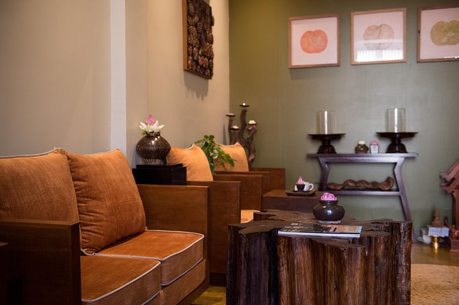 Four Hand Bliss (65 Mins) + Free Pick up or Drop Back - A private hour away from the temple routine