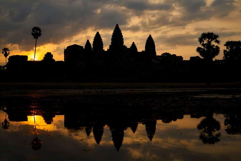 From Siem Reap: Angkor Wat Full-Day Private Tour & Sunrise - Key points to know before booking
