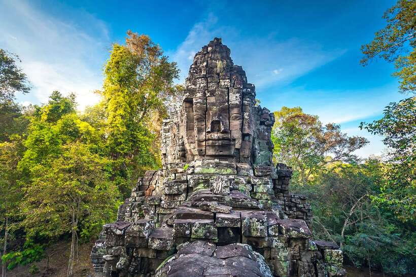From Siem Reap: Angkor Wat Full-Day Private Tour & Sunrise - Bayon and its many stone faces