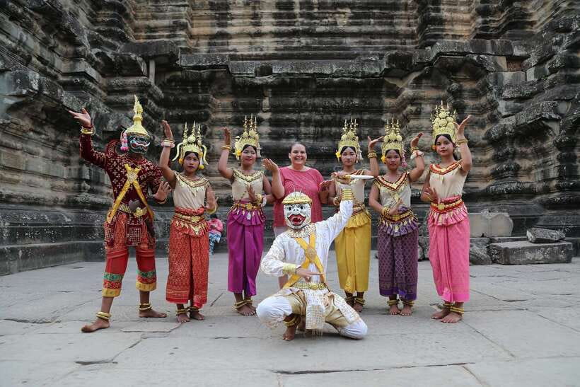 From Siem Reap: Angkor Wat Full-Day Private Tour & Sunrise - Ta Prohm’s trees and broken walls