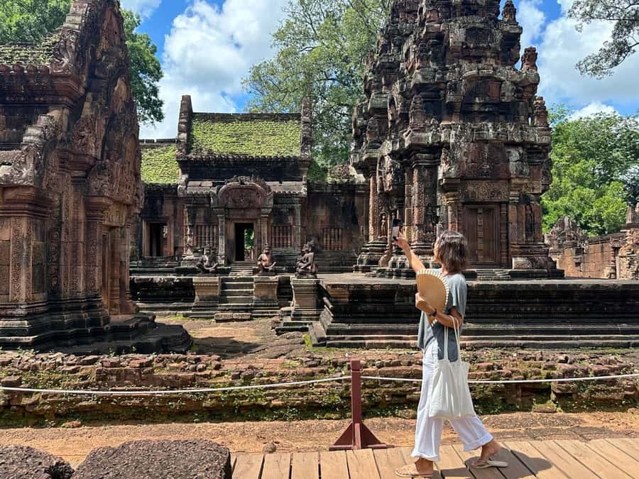 From Siem Reap: Banteay Srei Temple & Grand 5 Temple Tour - Preah Khan closes the temple circuit