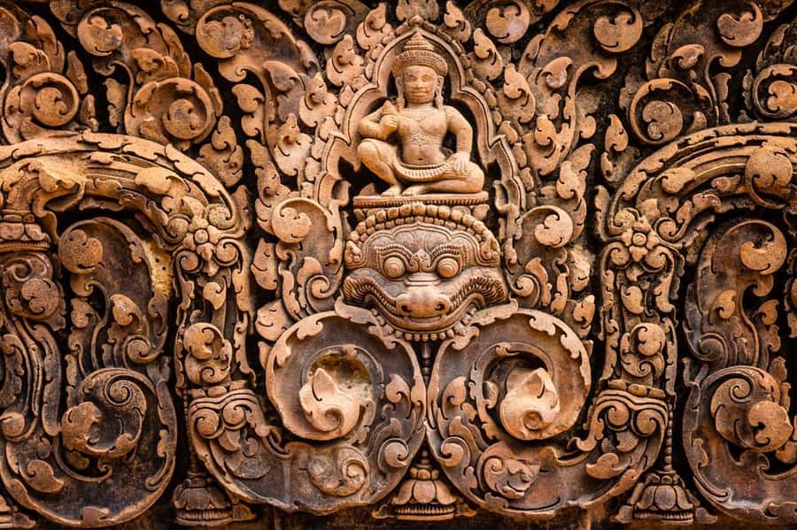 From Siem Reap: Banteay Srei Temple & Grand 5 Temple Tour - Ta Som and the famous tree-covered gate