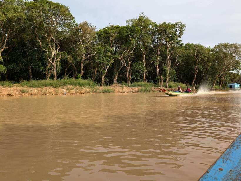 From Siem Reap: Floating Village Tour by Boat - Who should book this tour?