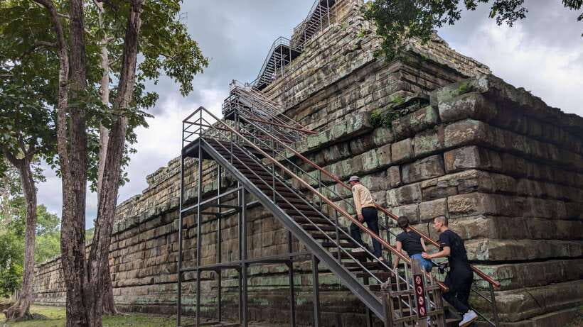 From Siem Reap: Koh Ker and Beng Mealea Private Day Tour - The road north from Siem Reap
