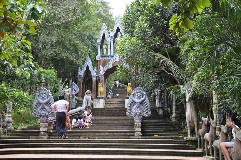 From Siem Reap: Small-Group Phnom Kulen Waterfall Day Tour - Why Phnom Kulen makes a good break from Siem Reap