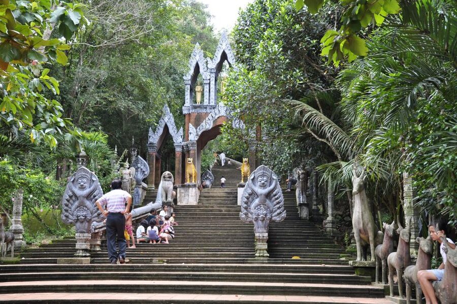 From Siem Reap: Small-Group Phnom Kulen Waterfall Day Tour - Practical advice before you book