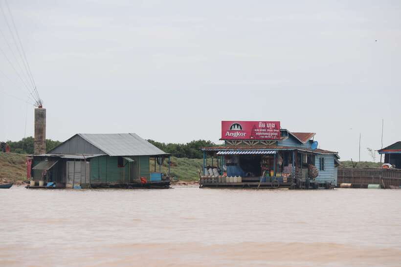 From Siem Reap: Tonle Sap Floating Villages Tour - Lunch aboard Queen Tara