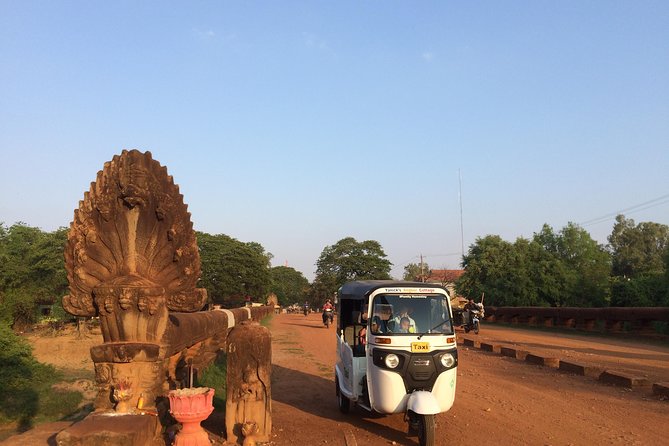 Full-Day Angkor Temple Discovery with Banteay Srei by Tuk-Tuk - Leaving Siem Reap for Banteay Srei