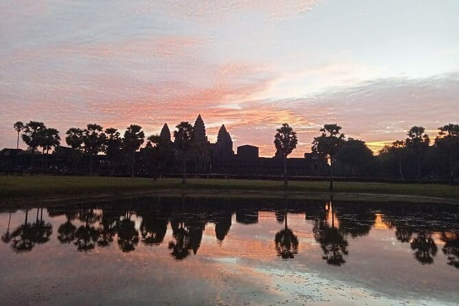 Full Day Angkor Wat Sunrise and Banteay Srei Tour - Small groups and guide quality