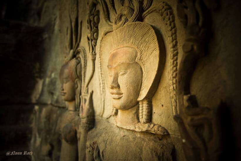 Full-Day Angkor Wat Sunrise and Sunset Private Tour - Ta Prohm and the power of nature