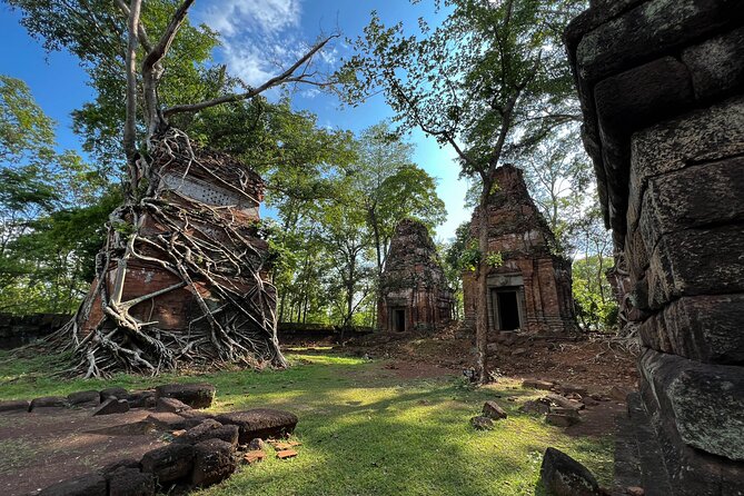 Full Day Banteay Srei Beng Mealea and Koh Ker Small Group Tour - The vehicle, guide, and small-group setup