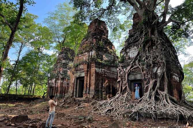 Full Day Banteay Srei Beng Mealea and Koh Ker Small Group Tour - Preah Dak and the taste of palm cake