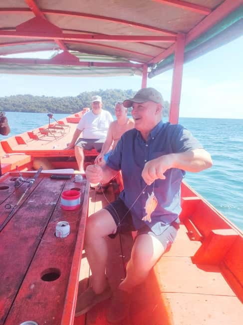 Full Day City Tour with A Boat Trip to 2 Islands - Guide Sothy and the Feel of the Day