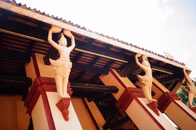 Full-Day Discover Oudong Mountain-Former Capital City & Phnom Penh City Tours - Royal Palace: the grandest Phnom Penh stop