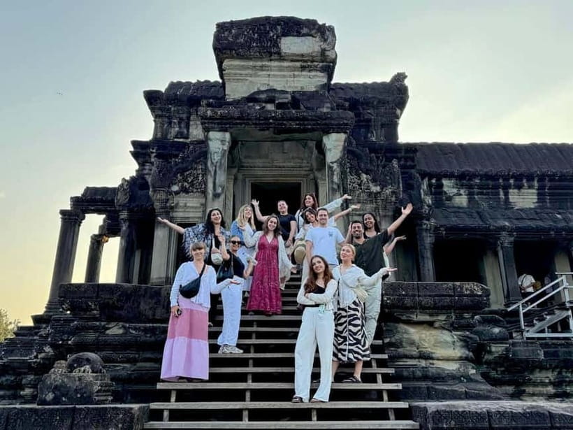Full-Day Explore Angkor Temples Sunset Tour (with Lunch) - Lunch beside Srah Srang