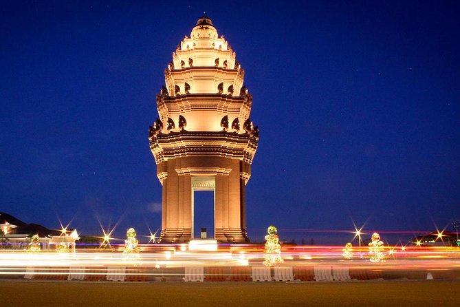 Full-Day Phnom Penh Sightseeing Tour & Killing Field - Lunch, traffic, and the private vehicle