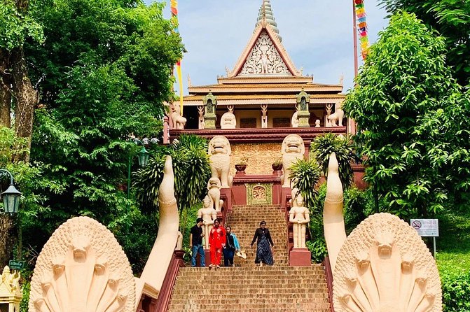 Full-Day Phnom Penh Tuk Tuk City Tours - A full day that explains Phnom Penh