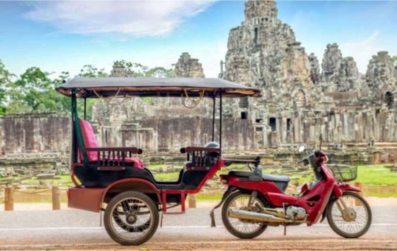Full Day Private of Angkor Wat Tour with Tuk Tuk - Starting at Angkor Wat with two hours to look around