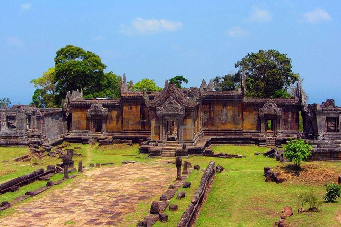 Full Day Private Remote Tour to Preah Vihear Temple + Koh Ker - Reaching Preah Vihear by pickup truck
