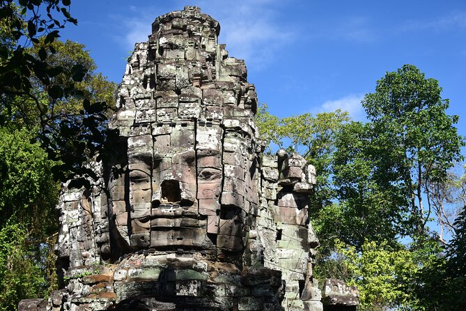 Full-Day Private Tour of Angkor Wat with Pick Up - Banteay Srei and its fine sandstone carving