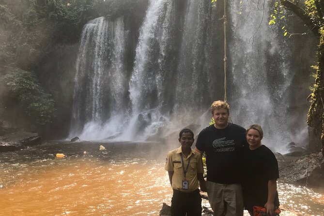 Full-Day Private Tour Phnom Kulen and Waterfalls - Fresh palm juice on the road back