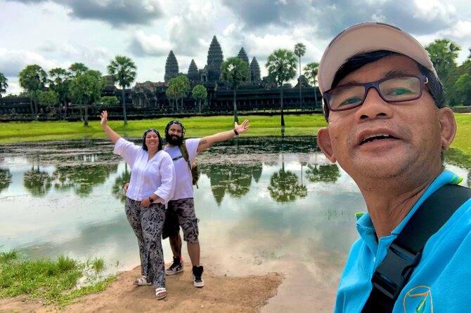 Full-Day Private Tuk Tuk Tour of Angkor Wat Temples - Ta Prohm keeps the jungle atmosphere