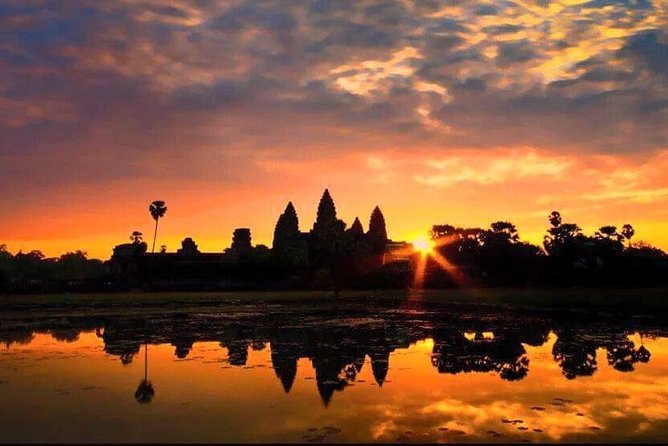 Full-day Private VIP Tour to Angkor Complex - Bayon’s stone faces and the heart of Angkor Thom