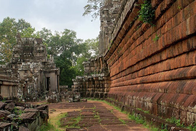 Full Day Small Group Tour Guide with Sun rise - Comfort items make a hot day easier