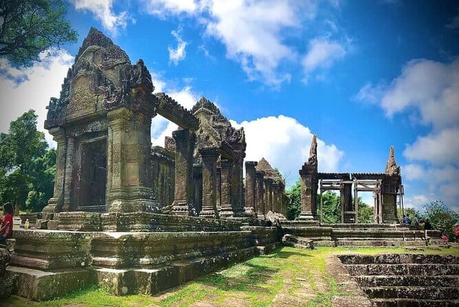Full Day Tour Photography in Siem Reap - Ta Prohm and the meeting of trees and stone