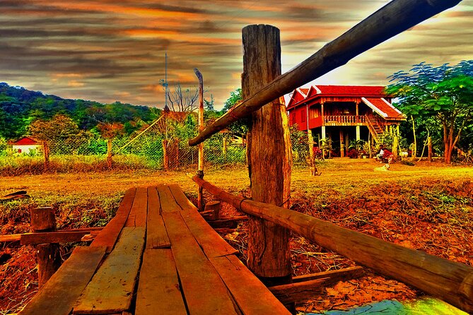 Full-day: Wat Banan. Old bamboo train. Bat Cave. Killing cave - Key points to know before you go