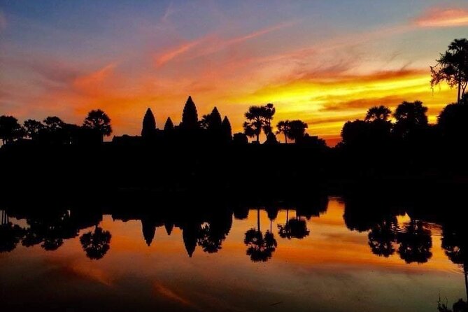 Golden Hours: Angkor wat sunrise photography tour with a pro! - Why the 4:30am start is worth considering