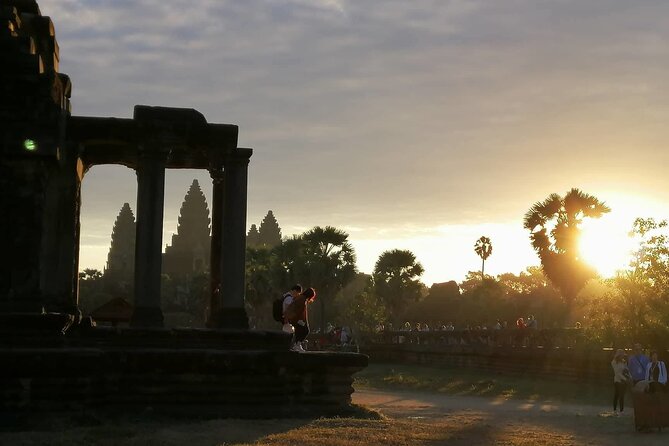 Half Day Angkor Wat Tour - Morning or afternoon: choosing the better departure