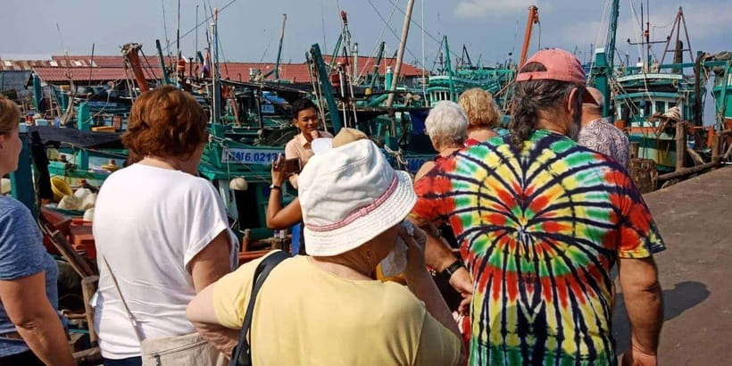 Half Day City Tour - Floating houses and the fishing village