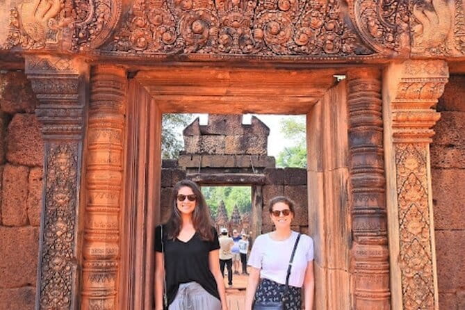 Half Day Kampong Phluk Floating Village and Flooded Forest Tour - Kampong Phluk Floating Village and its tall homes