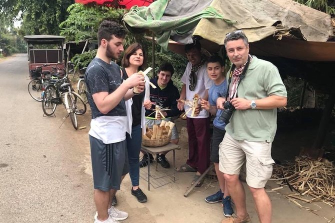 Half day morning bicycle tour to Explore local livelihood and test local snacks - The guide can make the difference