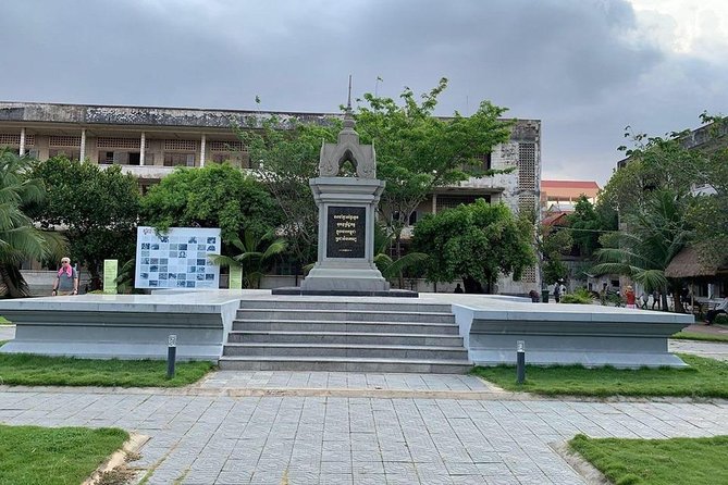 Half-Day Phnom Penh City Tours - The National Museum and Khmer art
